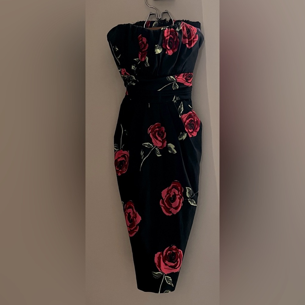 Timeless and sweet Oasis strapless summer dress size 8